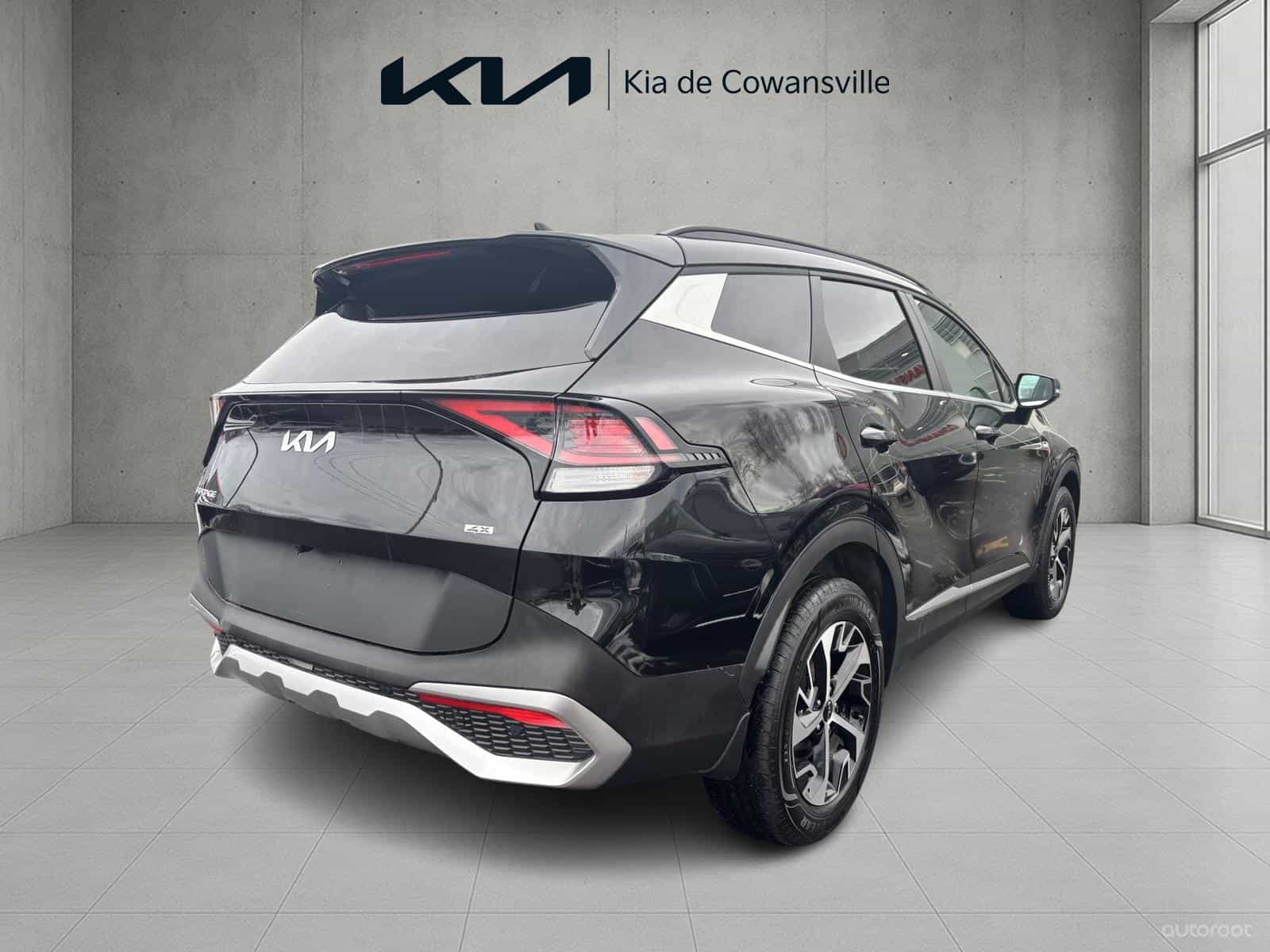 2024 Kia Sportage EX - Image 4