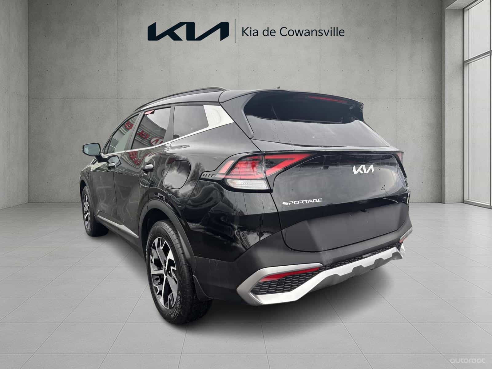 2024 Kia Sportage EX - Image 6