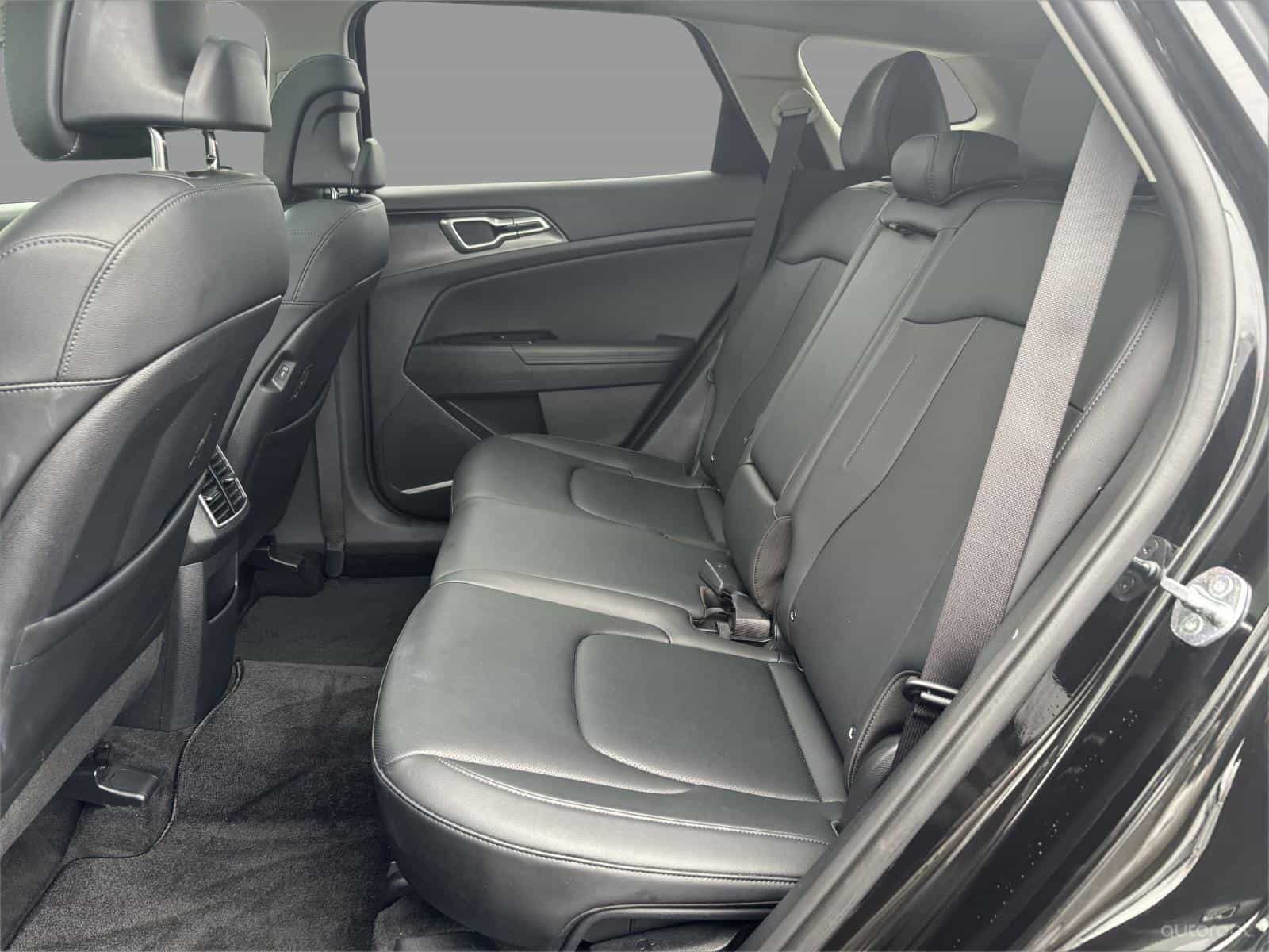 2024 Kia Sportage EX - Image 8