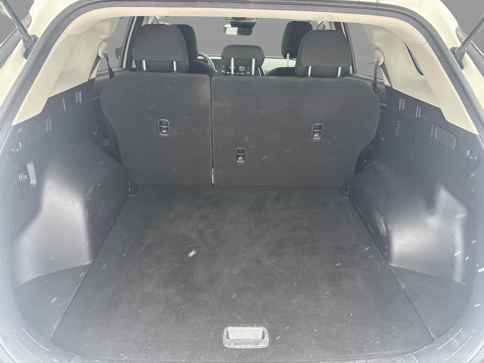 2023 Kia Sportage LX - Image 7