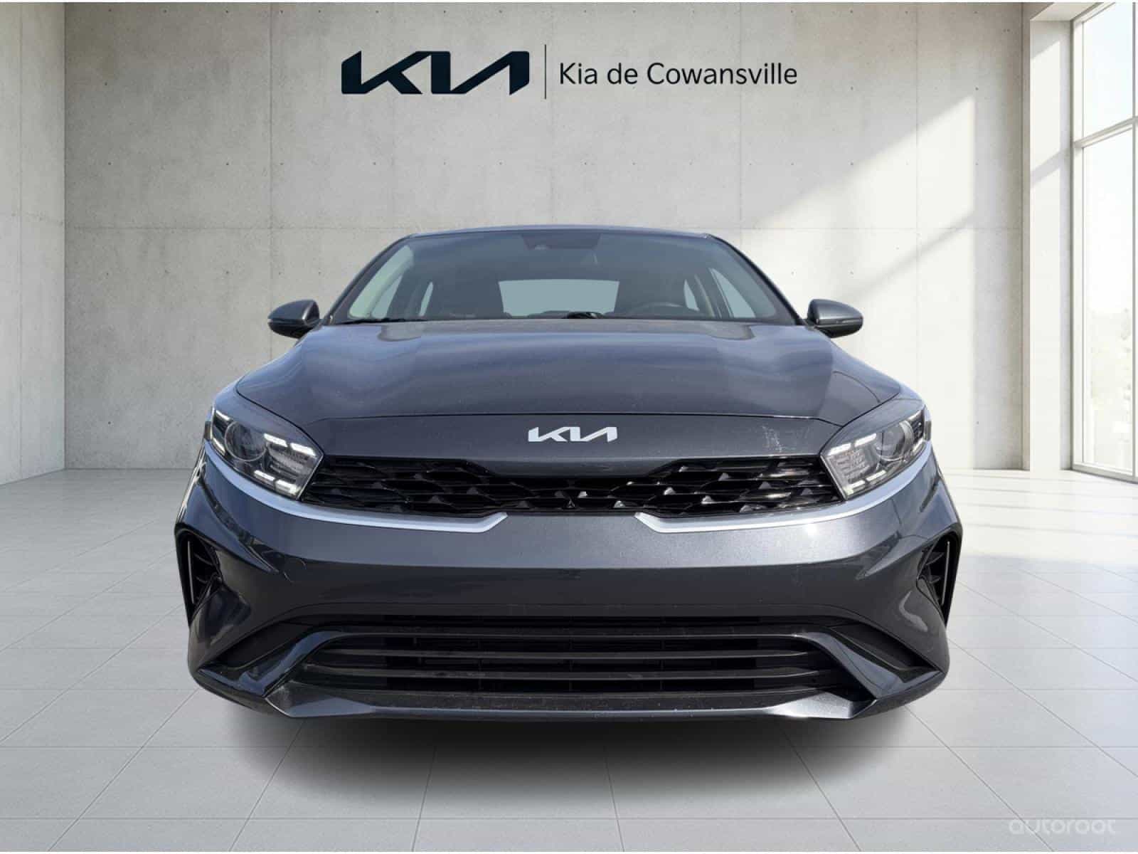 2023 Kia Forte EX - Image 3