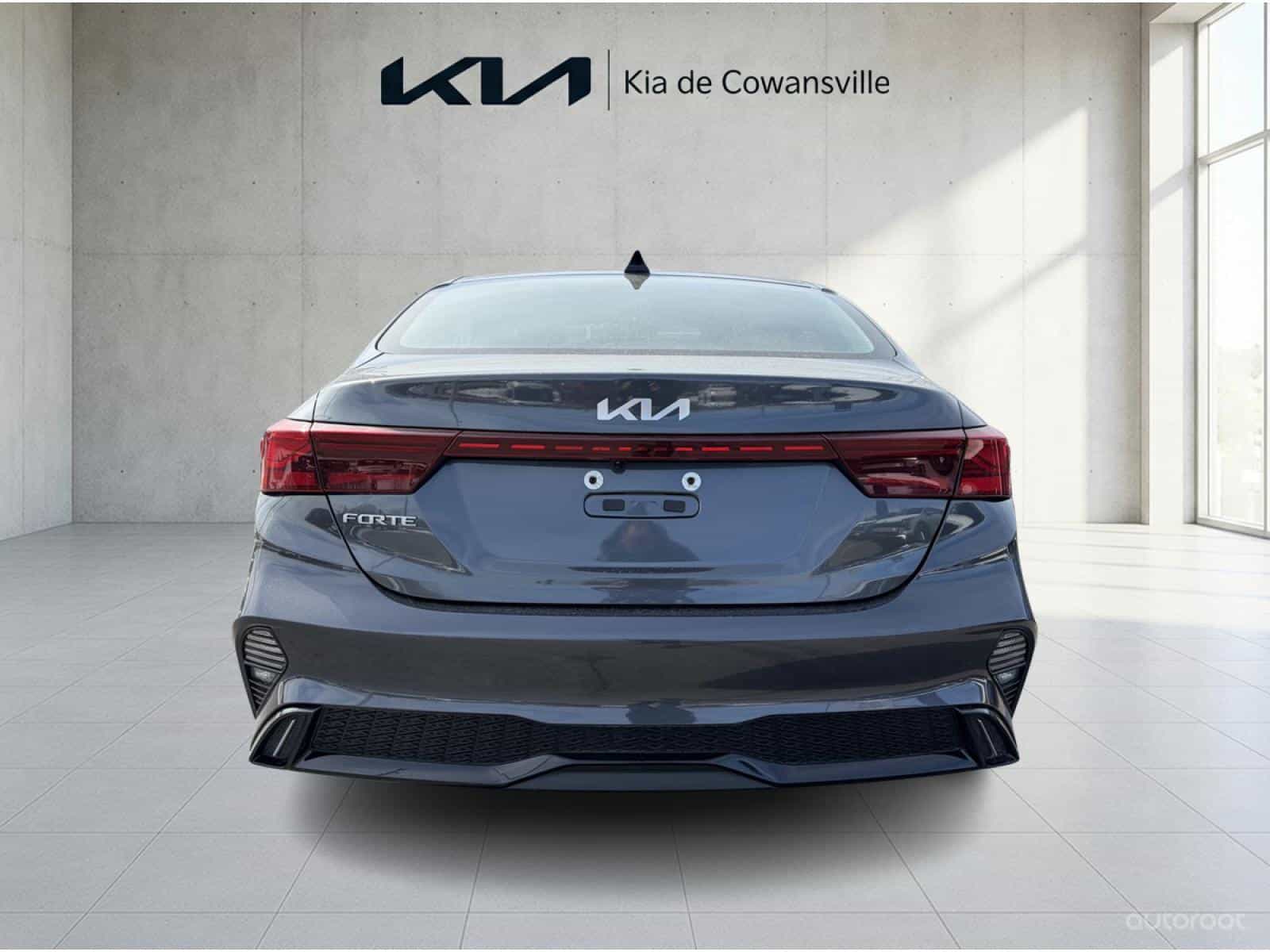2023 Kia Forte EX - Image 6