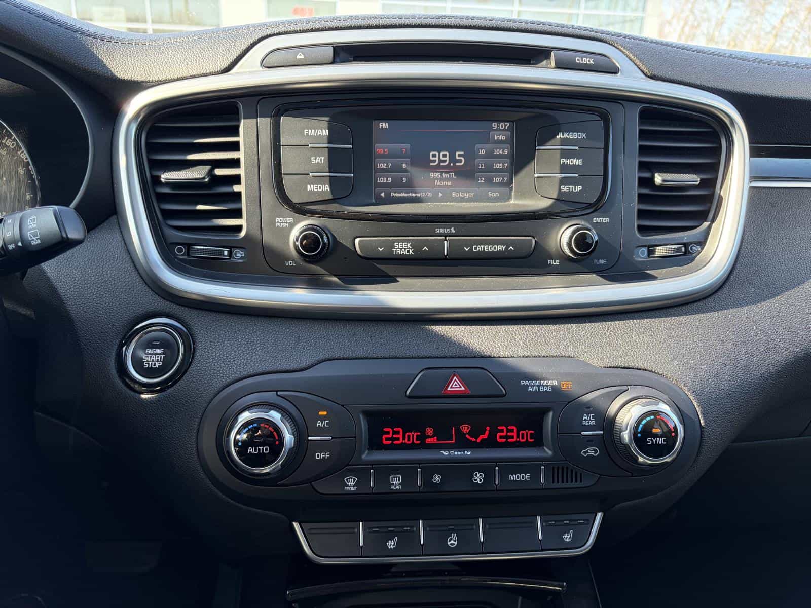 2016 Kia Sorento EX V6 - Image 17