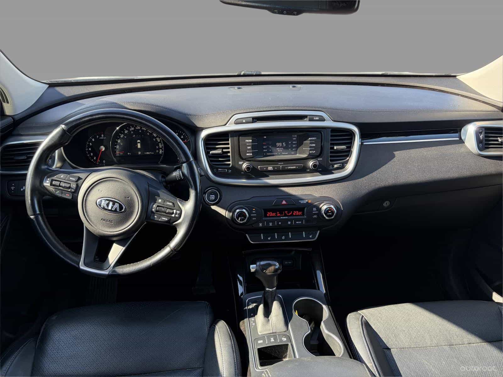 2016 Kia Sorento EX V6 - Image 10