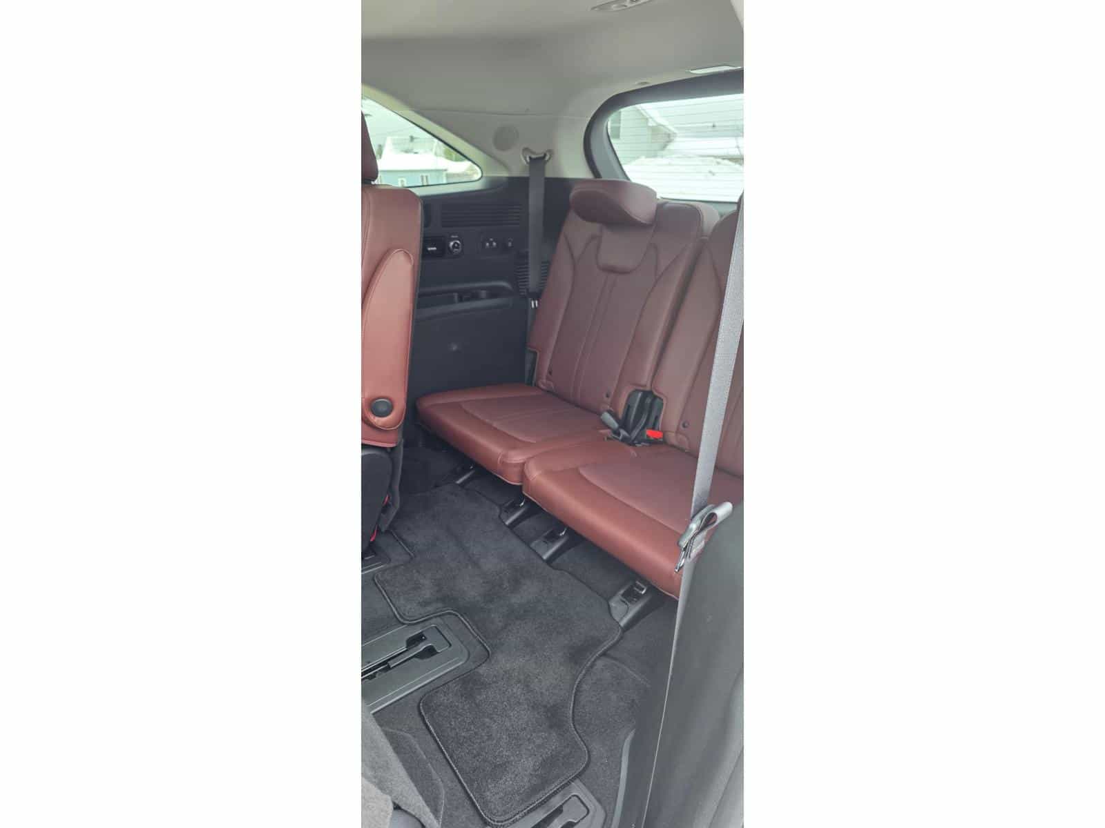 2023 Kia Sorento SX - Image 10