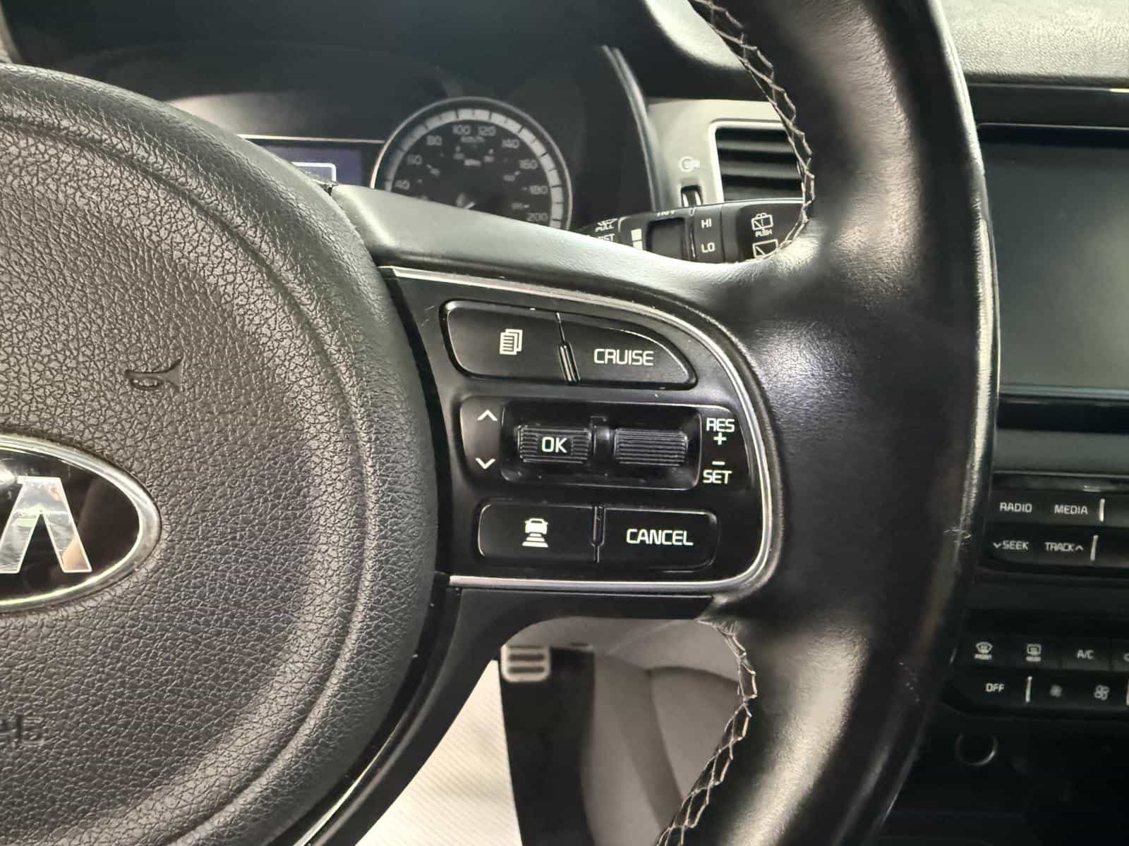 Image 13 Kia Niro SX Touring 2019