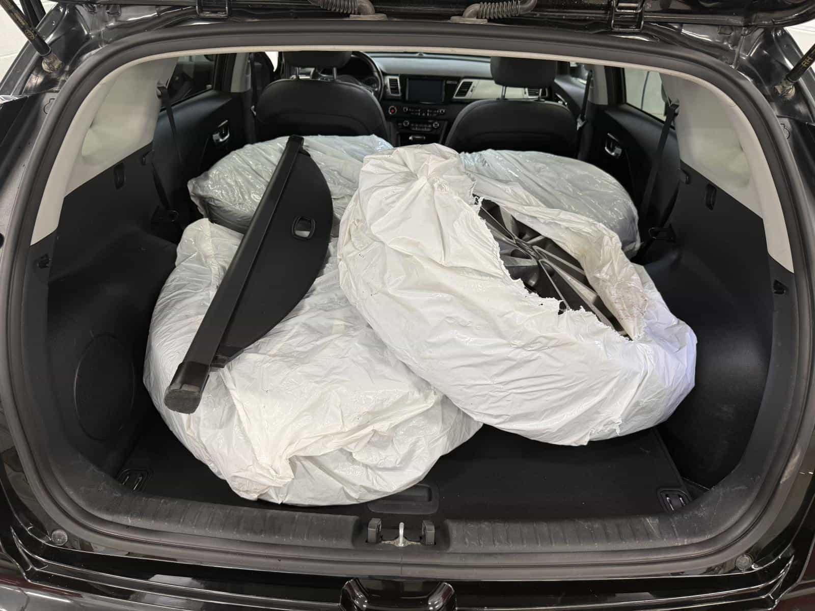 2019 Kia Niro SX Touring - Image 8