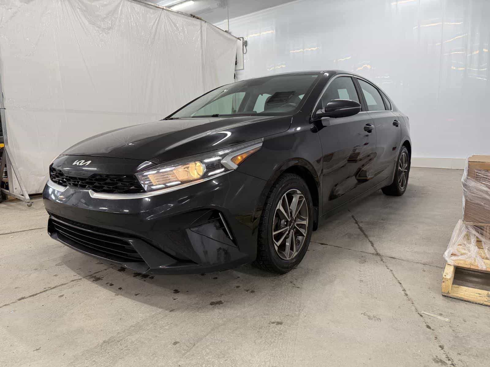 Image 1 Kia Forte EX 2022