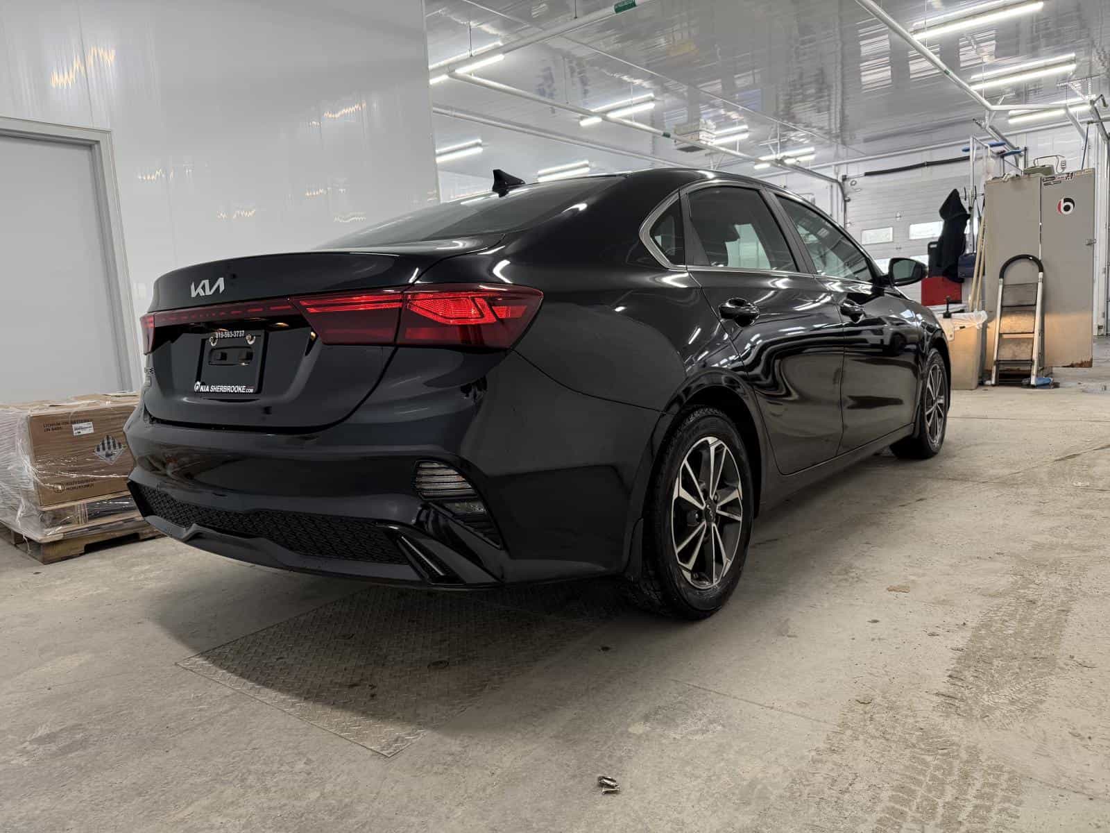 2022 Kia Forte EX - Image 4