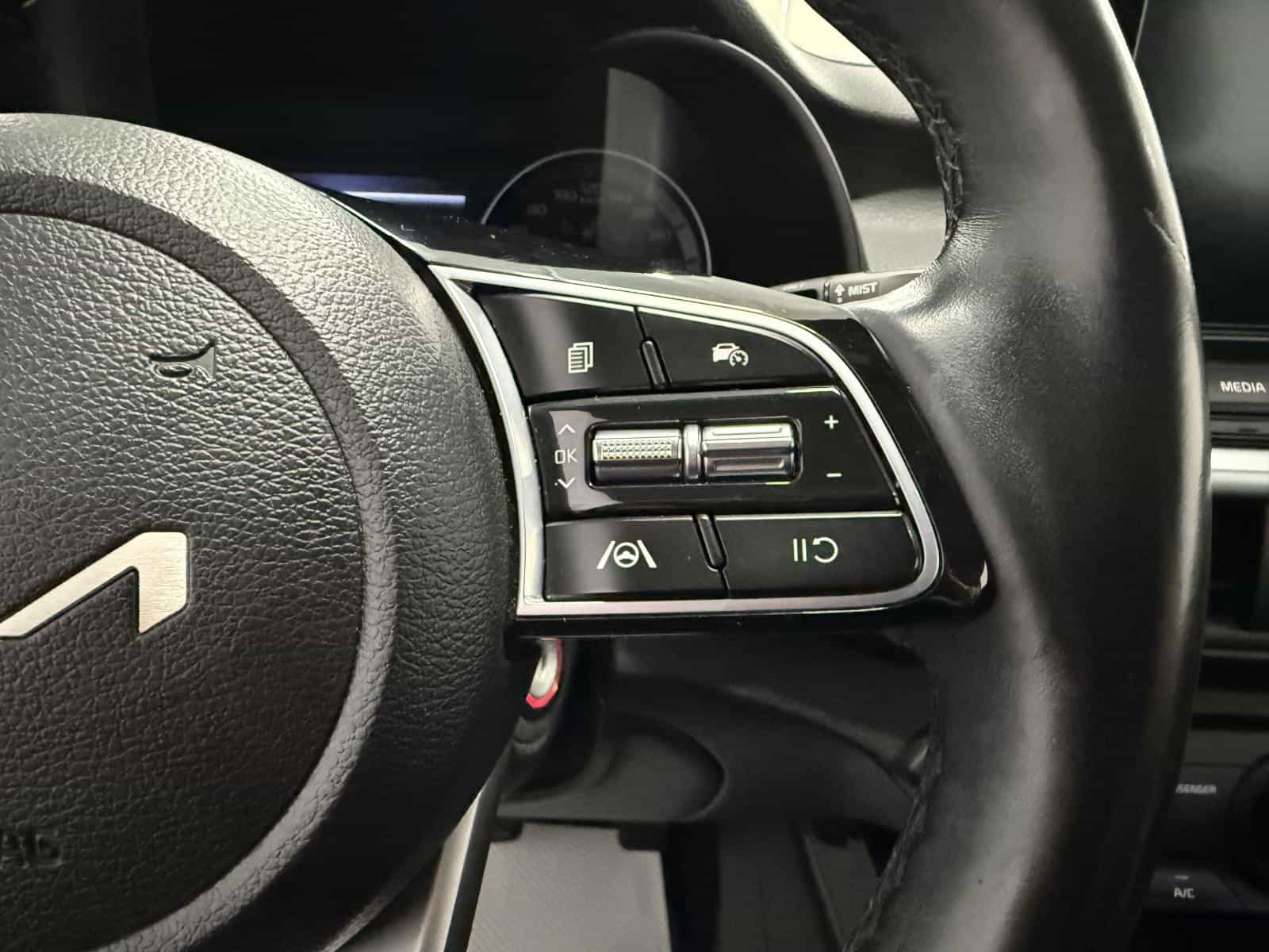 2022 Kia Forte EX - Image 15