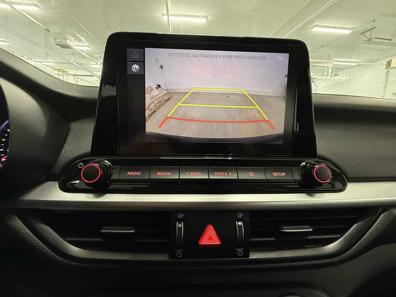 2022 Kia Forte EX - Image 17