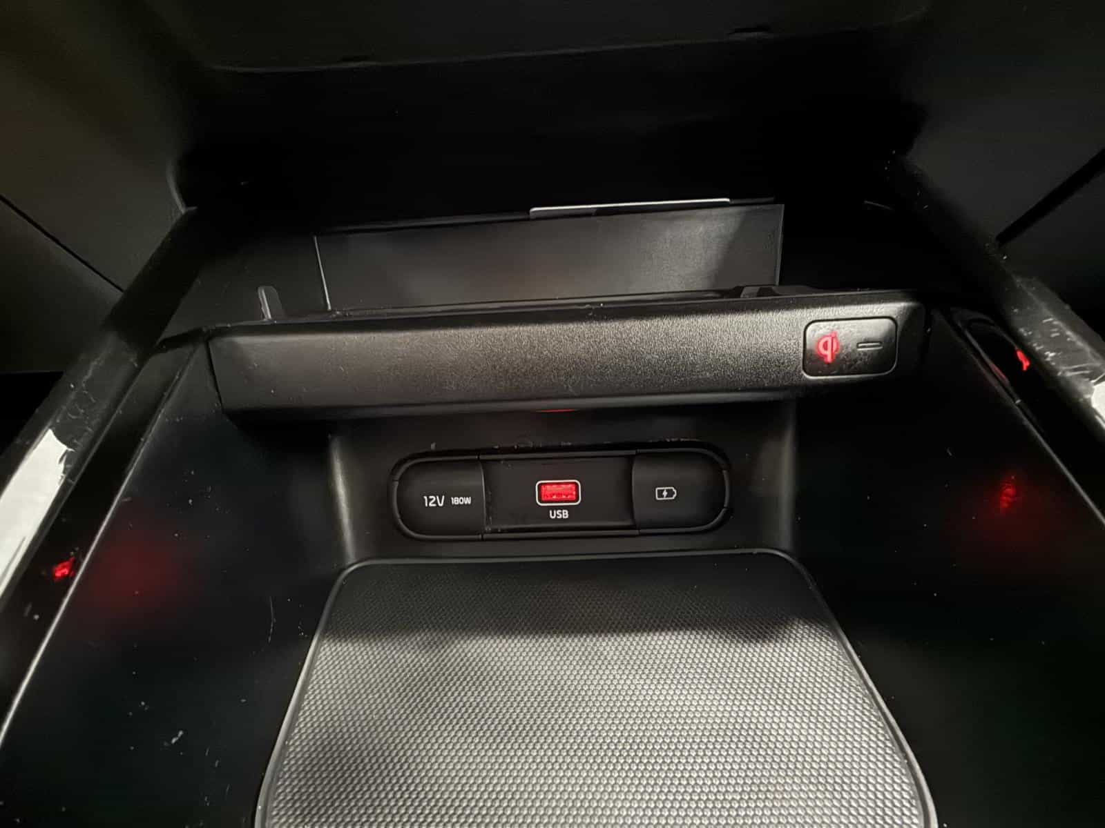 2022 Kia Forte EX - Image 19