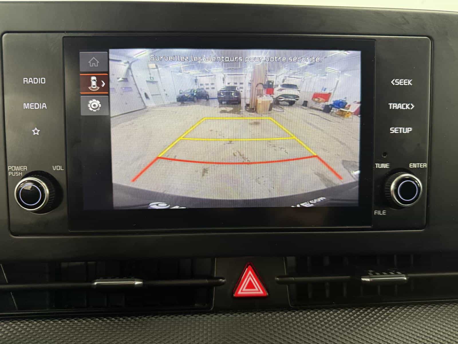 2023 Kia Sportage LX - Image 13