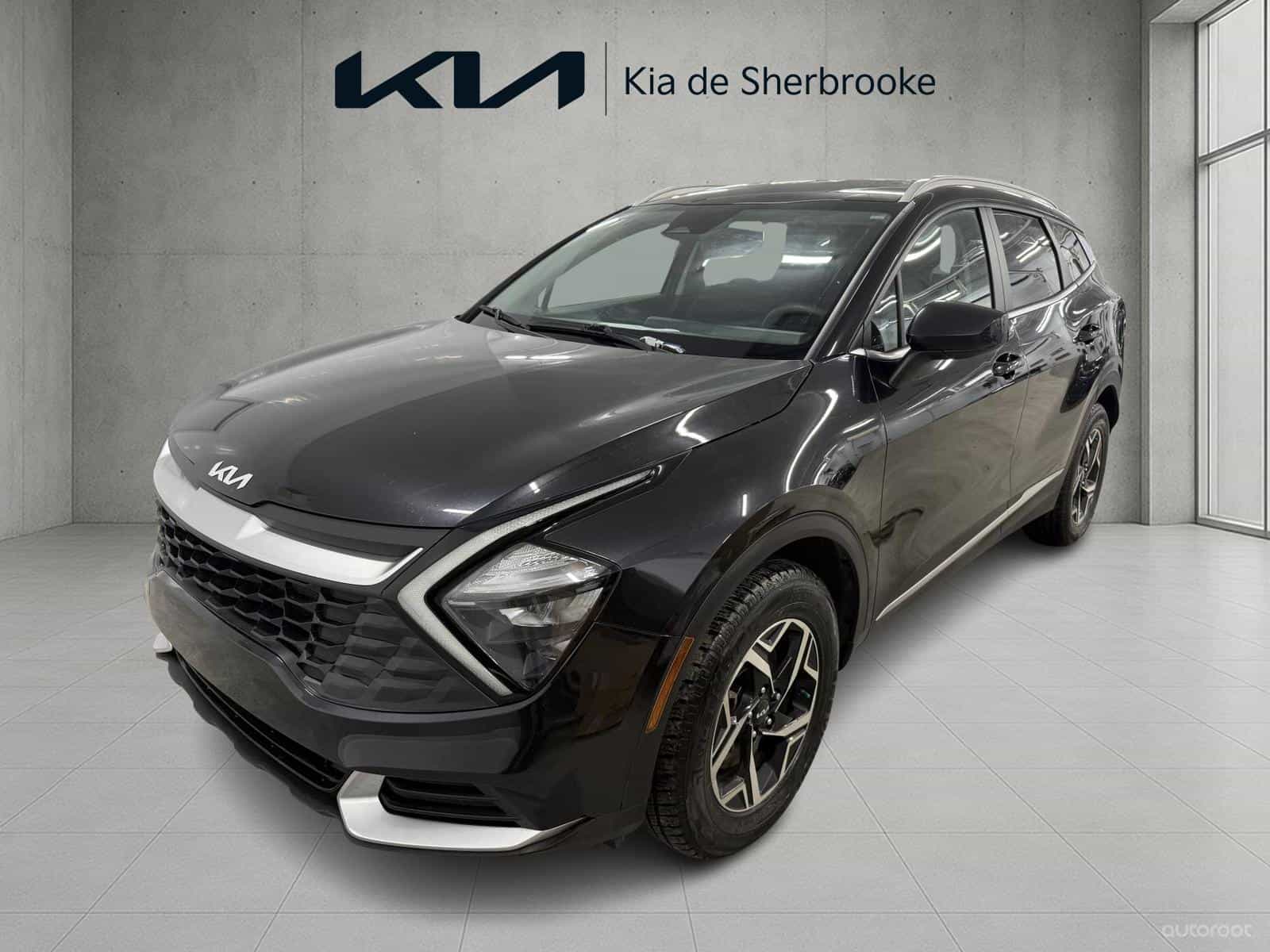 2023 Kia Sportage LX - Image 1