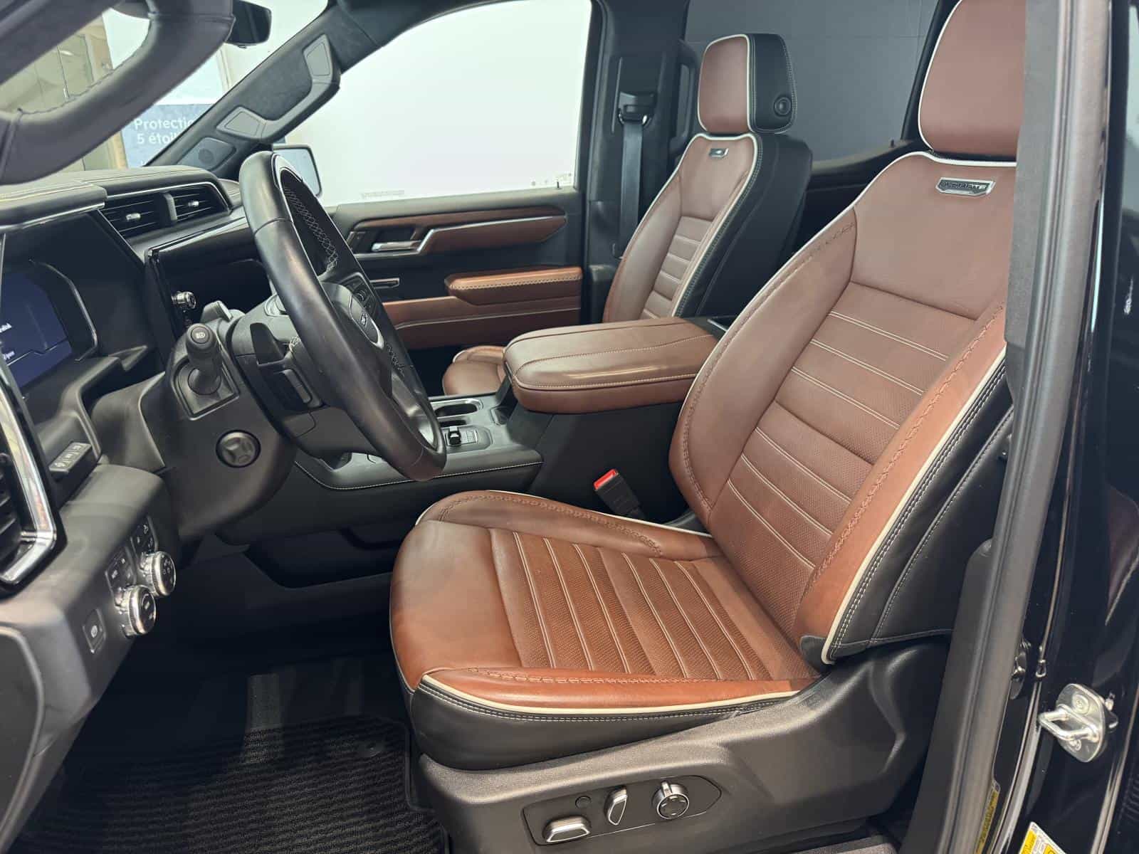 2023 GMC Sierra 1500 Denali Ultimate - Image 8