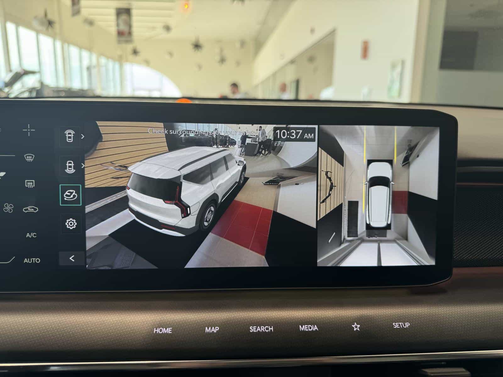 2024 Kia EV9 Land w/GT-Line - Image 18