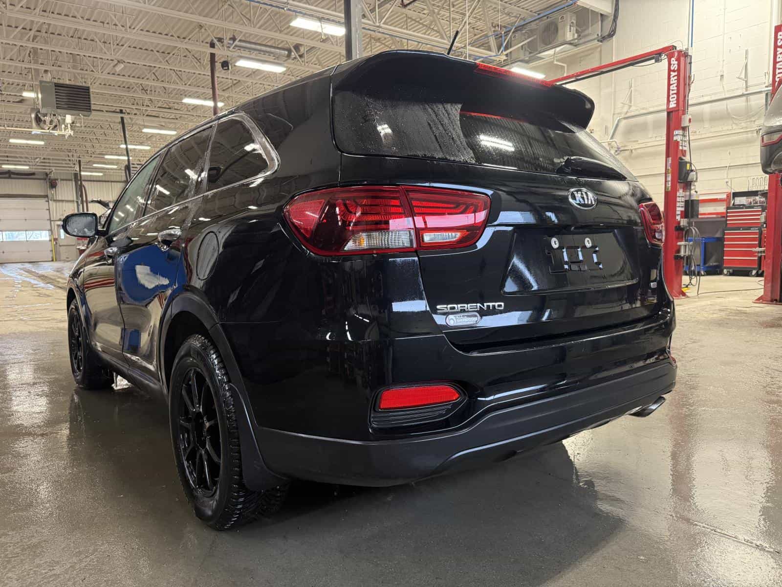 2020 Kia Sorento LX - Image 7