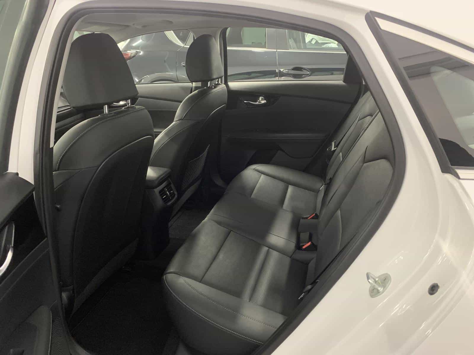 2019 Kia Forte EX Premium - Image 12