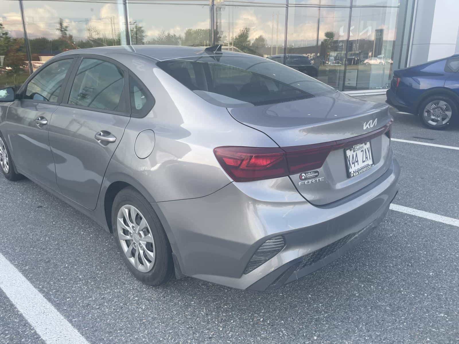 Image 4 Kia Forte LX 2023