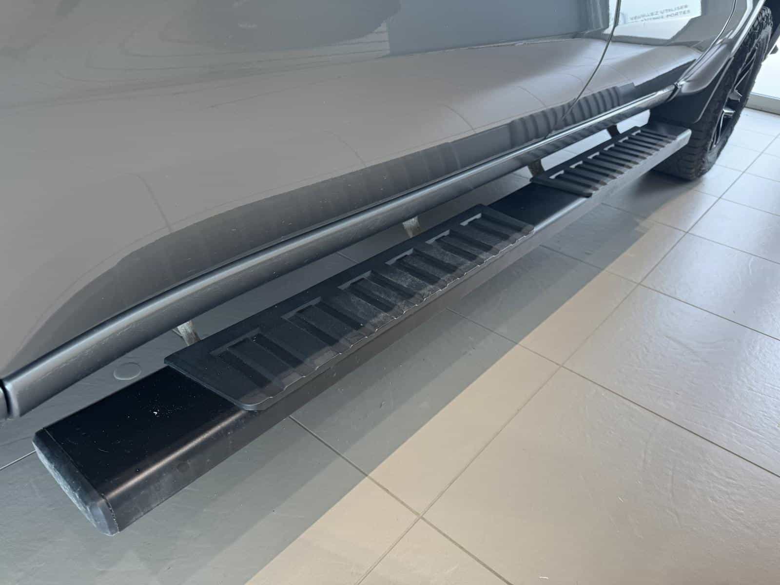 2024 Chevrolet Silverado 1500 LT Trail Boss - Image 28