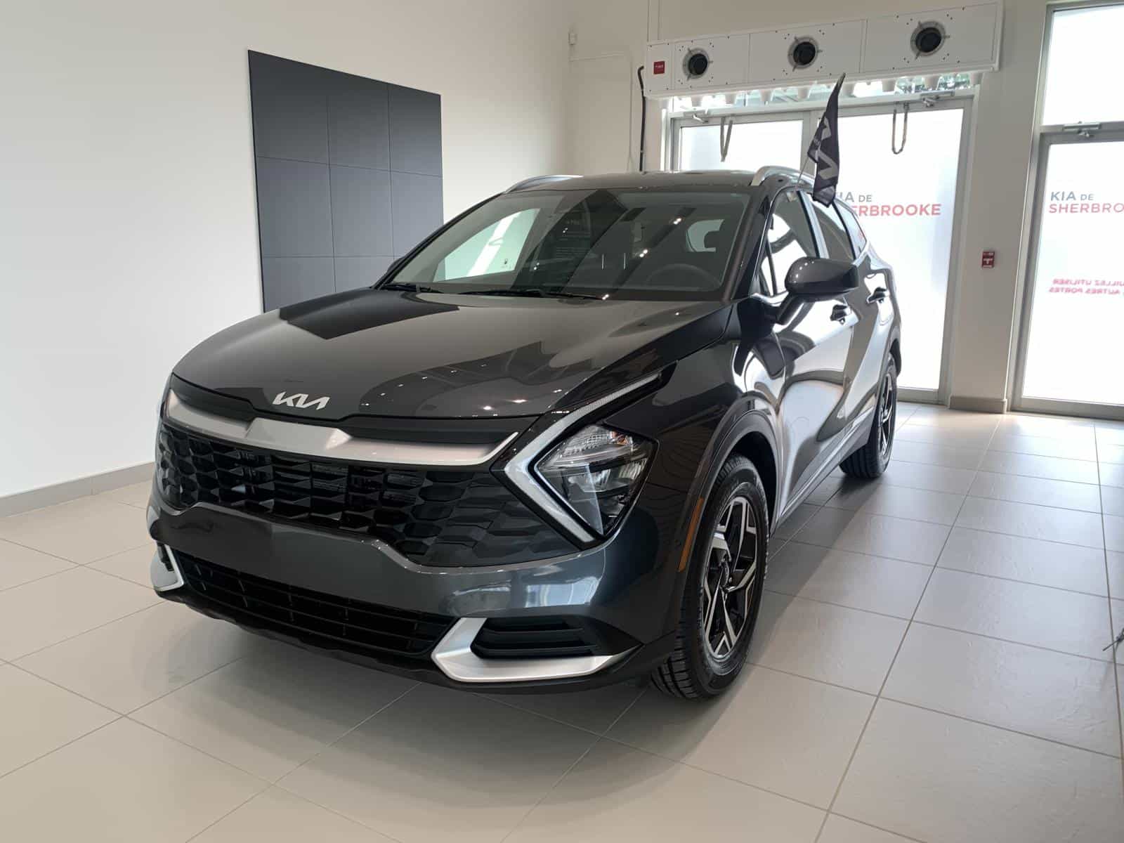 2024 Kia Sportage LX - Image 1