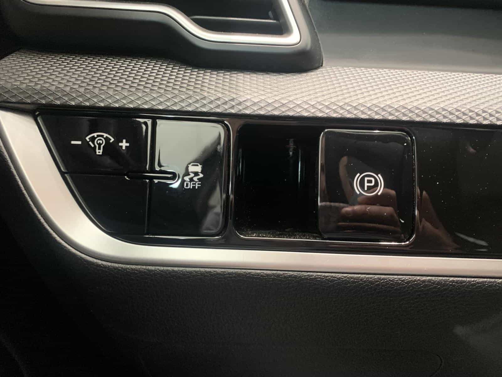 2024 Kia Sportage LX - Image 10