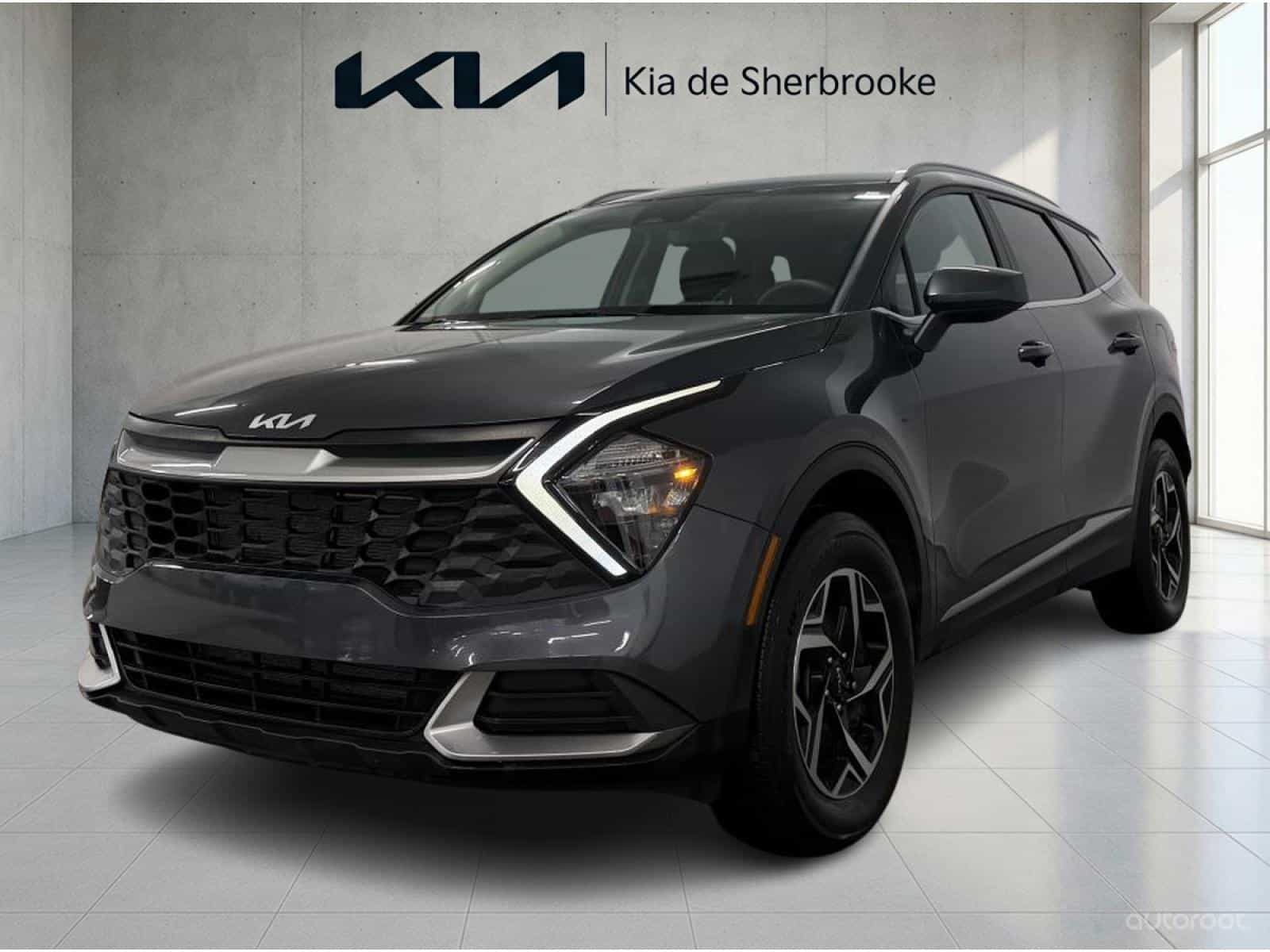 2023 Kia Sportage LX - Image 1