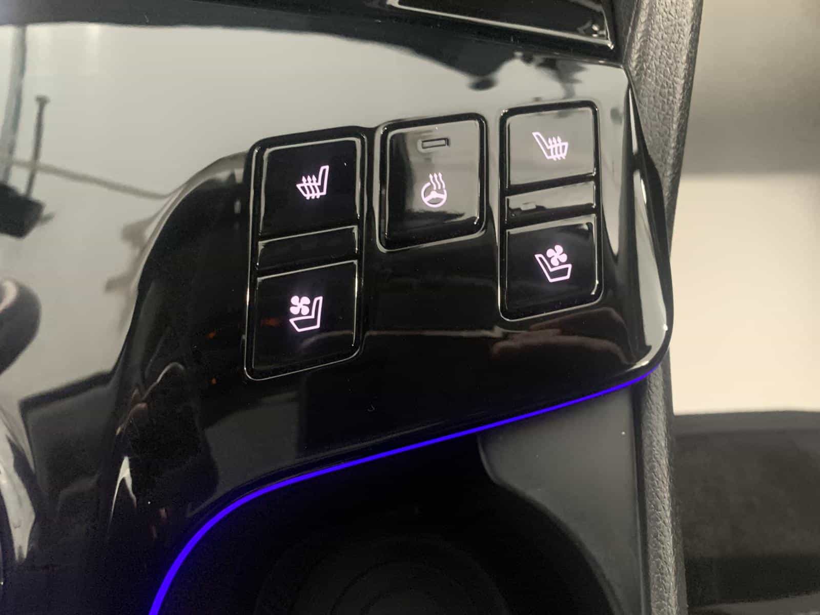 2025 Kia Sportage SX PHEV - Image 18