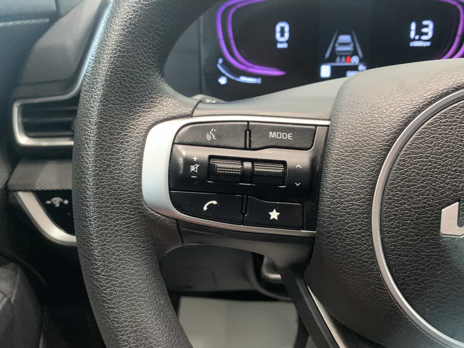 2024 Kia Sportage LX - Image 18