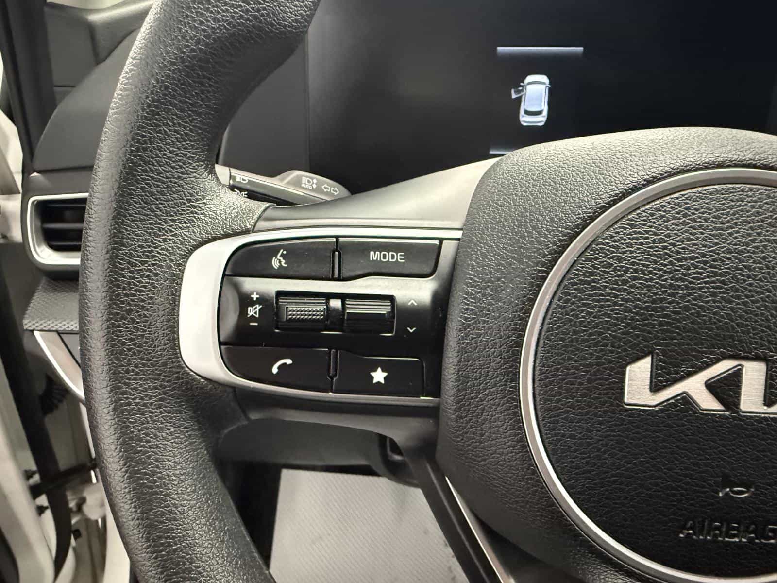 2024 Kia Sportage LX - Image 11