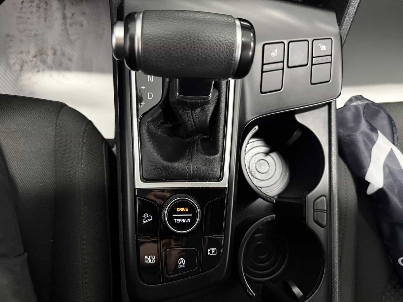 2024 Kia Sportage LX - Image 13