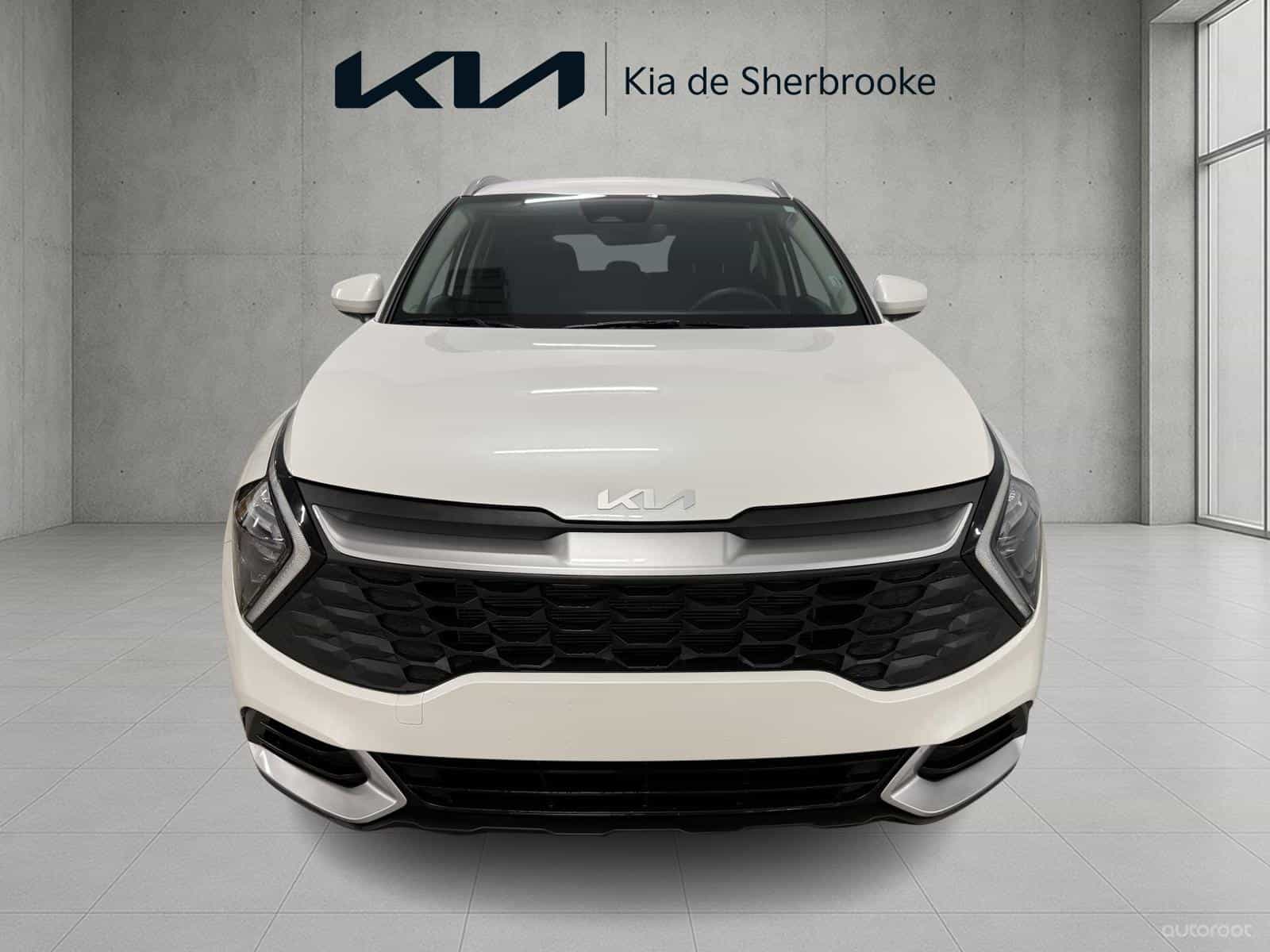 2024 Kia Sportage LX - Image 2