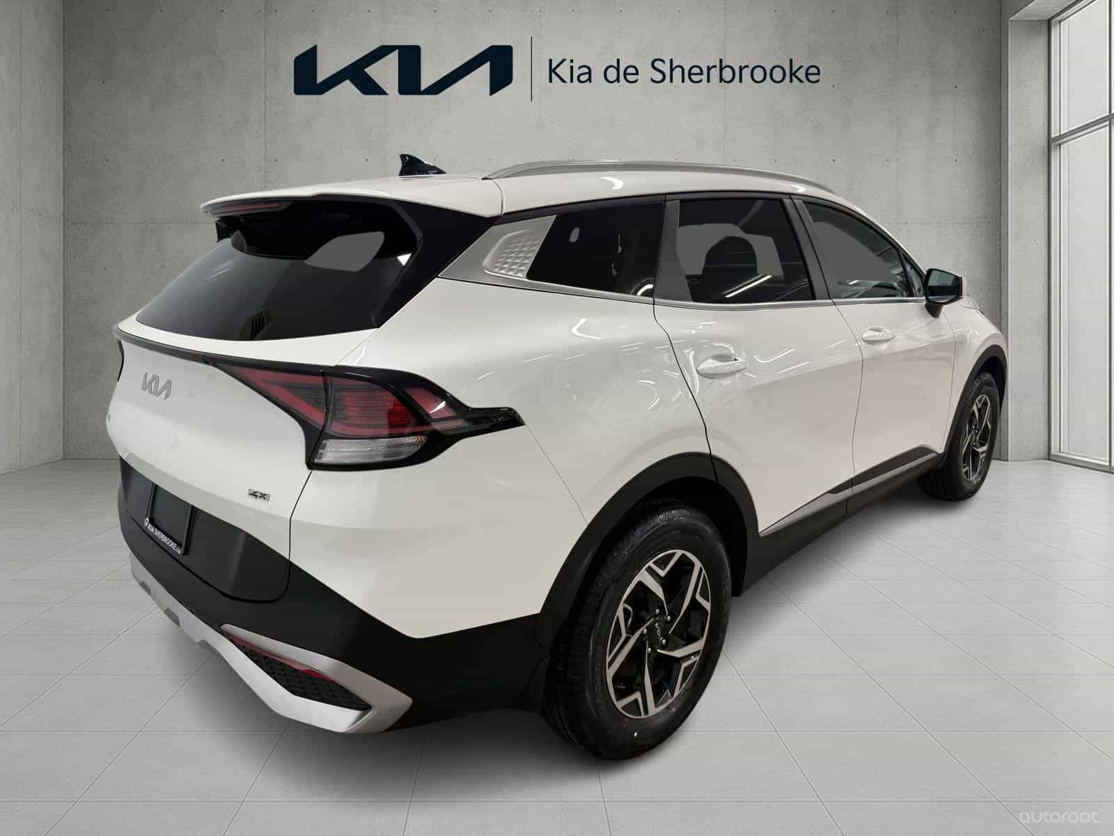 2024 Kia Sportage LX - Image 4