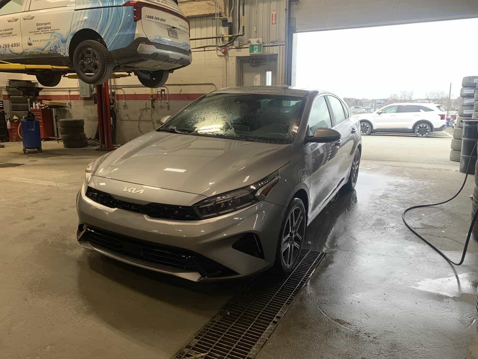 2023 Kia Forte EX Premium - Image 1