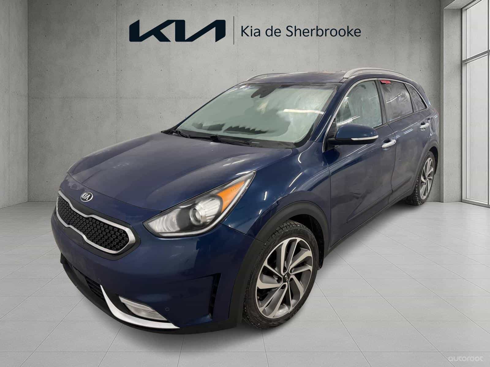 2017 Kia Niro SX Touring - Image 1