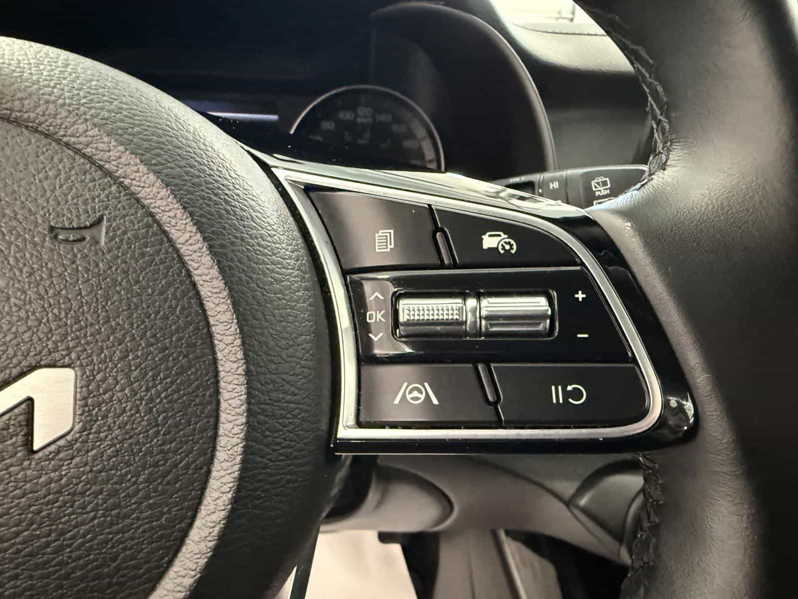 Image 13 Kia Forte5 EX 2022