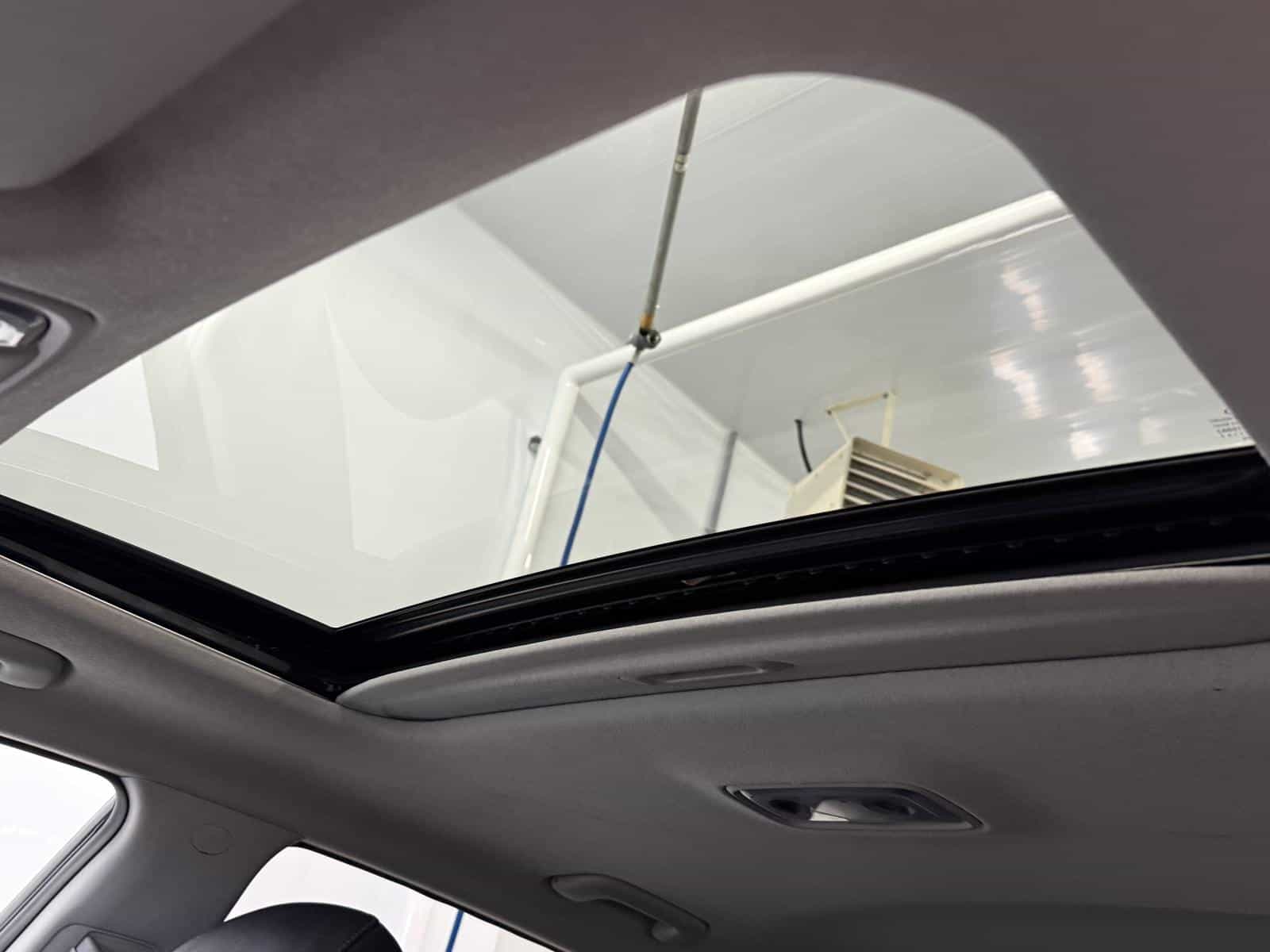 2020 Kia Niro EV SX Touring - Image 19