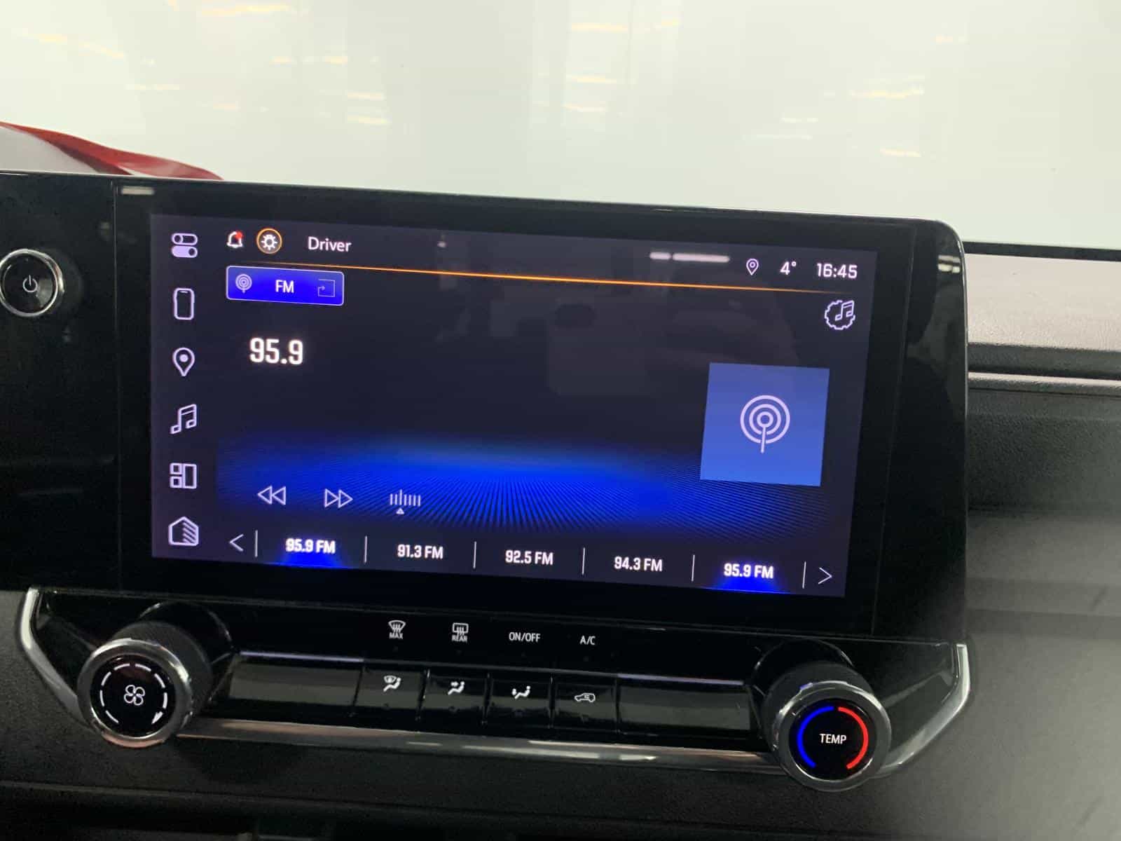 2024 Chevrolet Colorado Trail Boss - Image 14