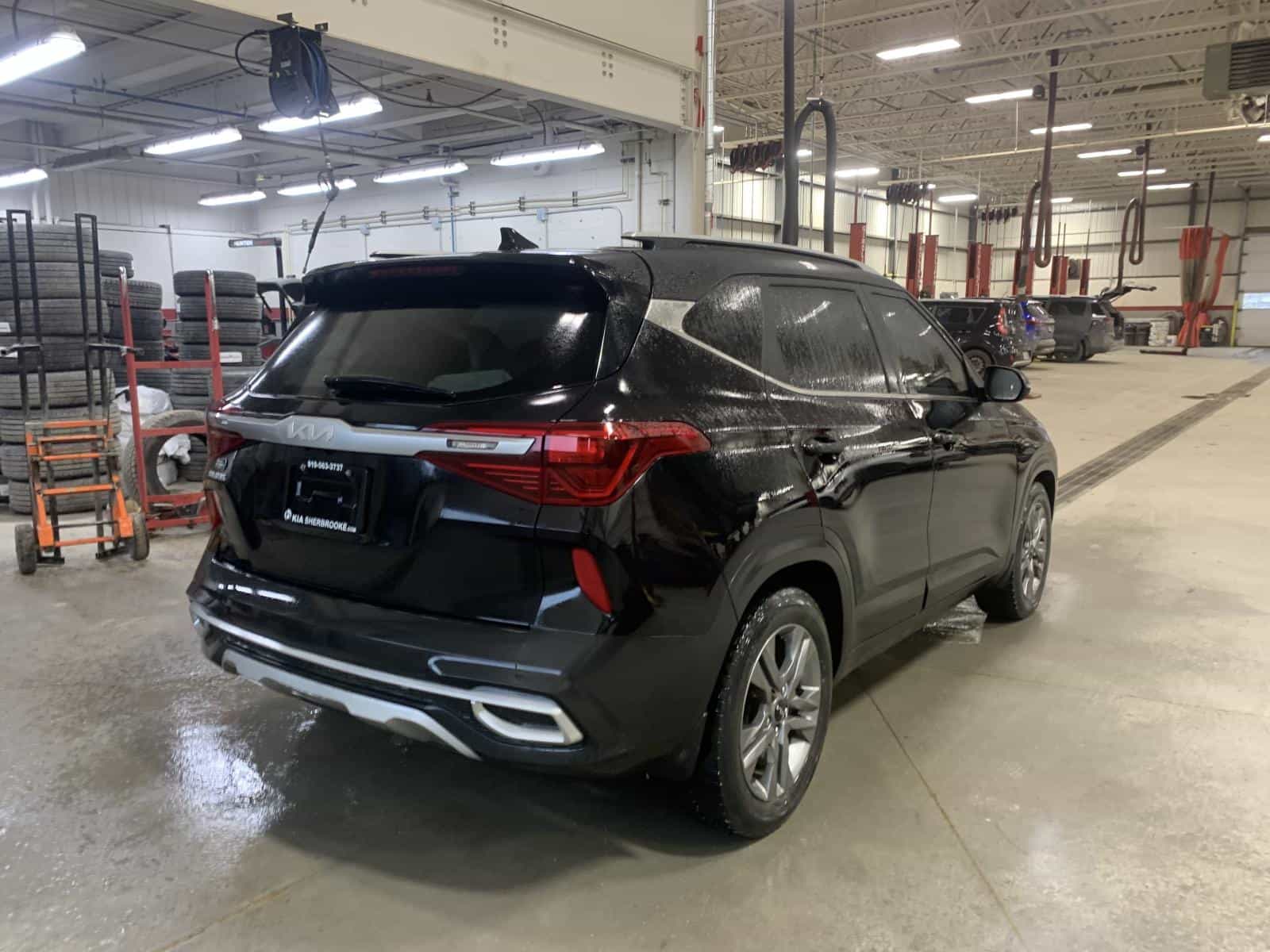 2023 Kia Seltos EX - Image 4