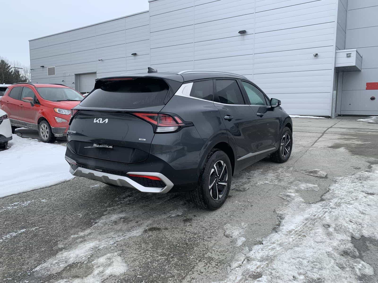 2023 Kia Sportage EX Hybrid - Image 4