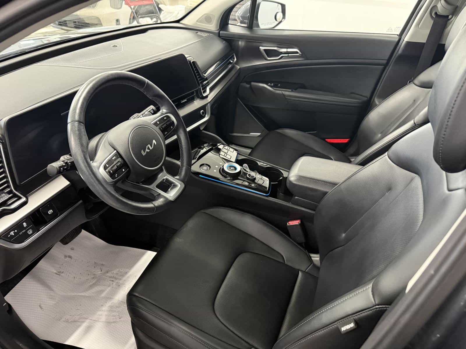 2023 Kia Sportage EX Hybrid - Image 12