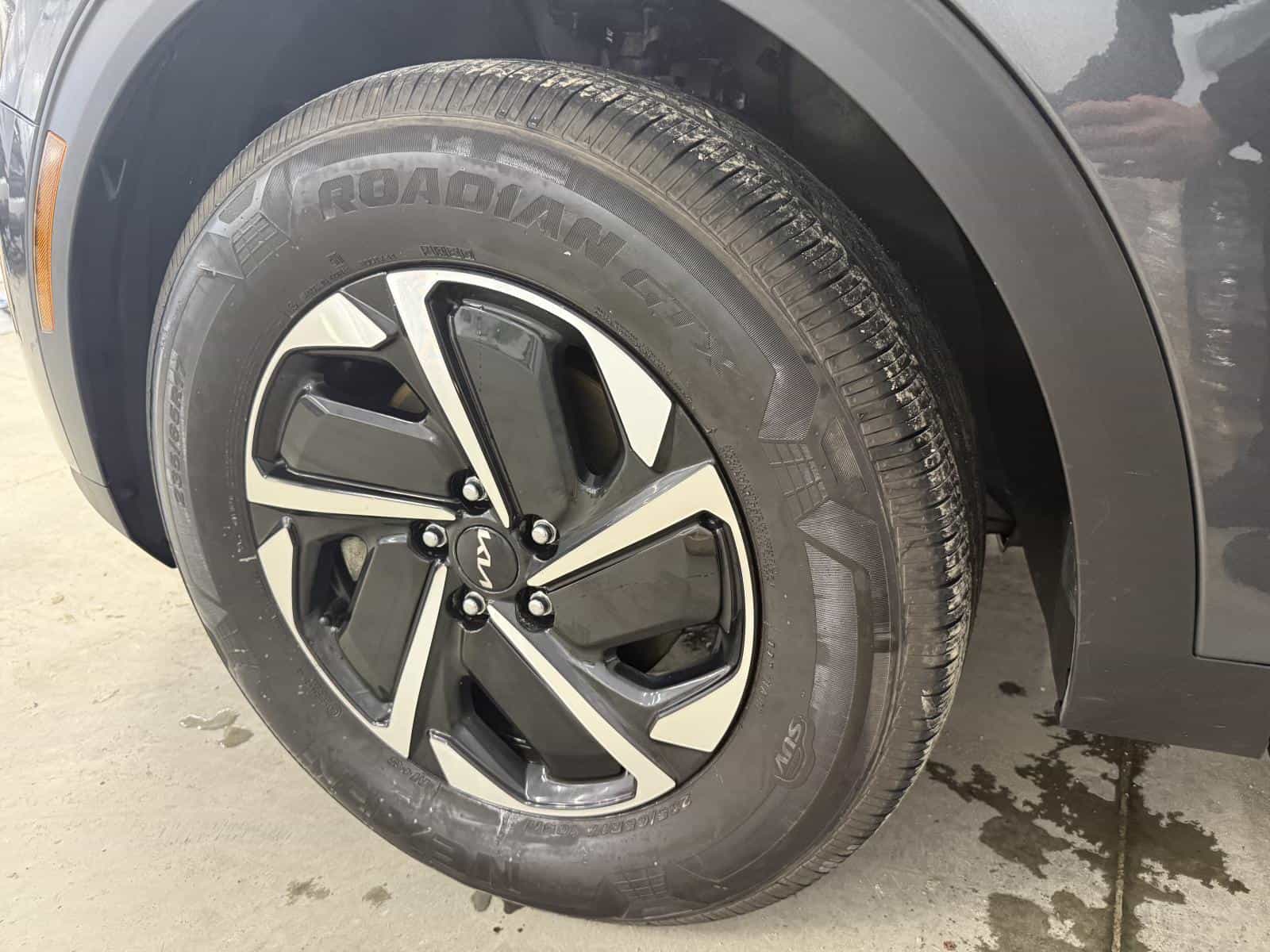 2023 Kia Sportage EX Hybrid - Image 26