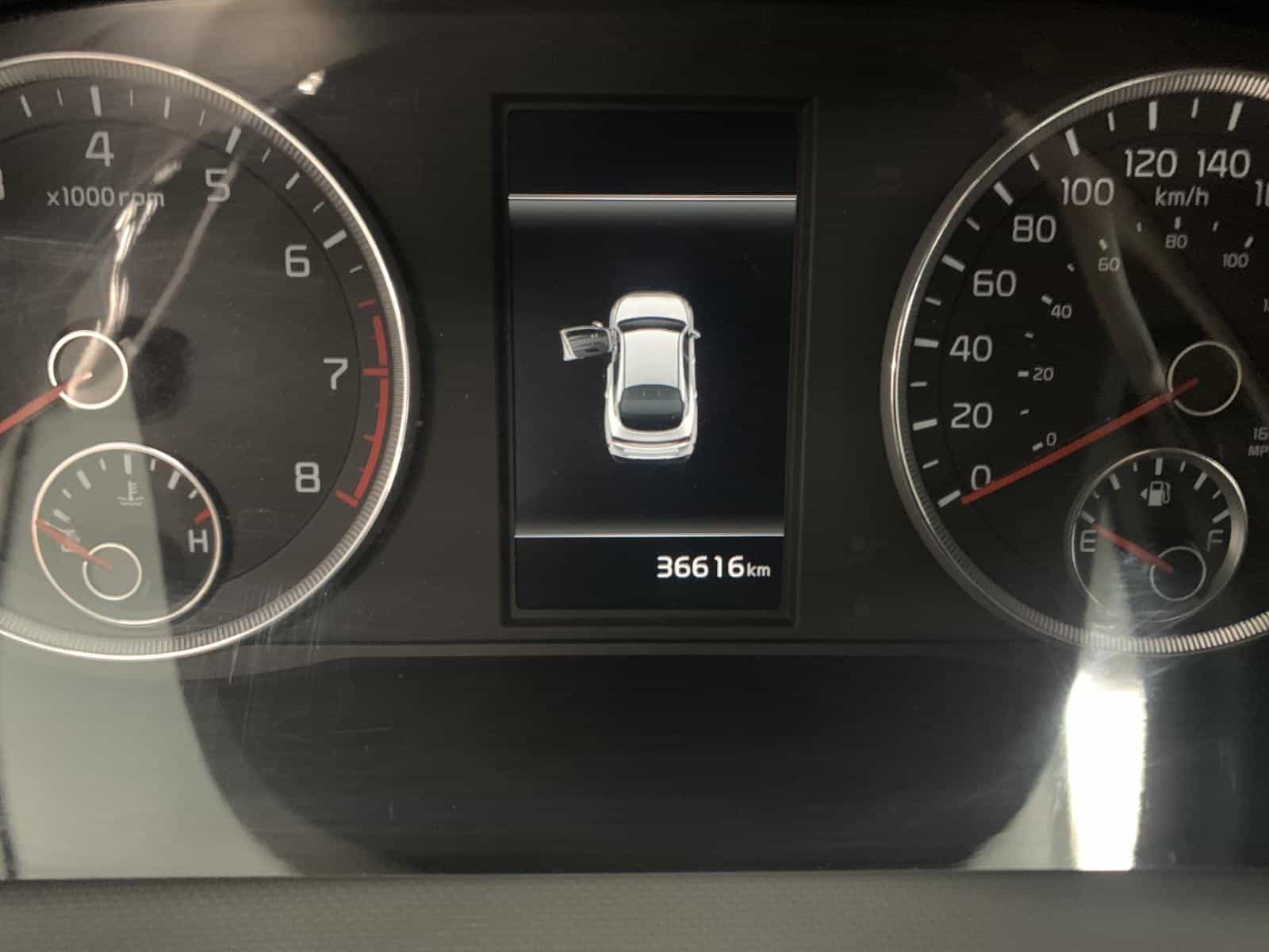 Image 8 Kia K5 LX 2022