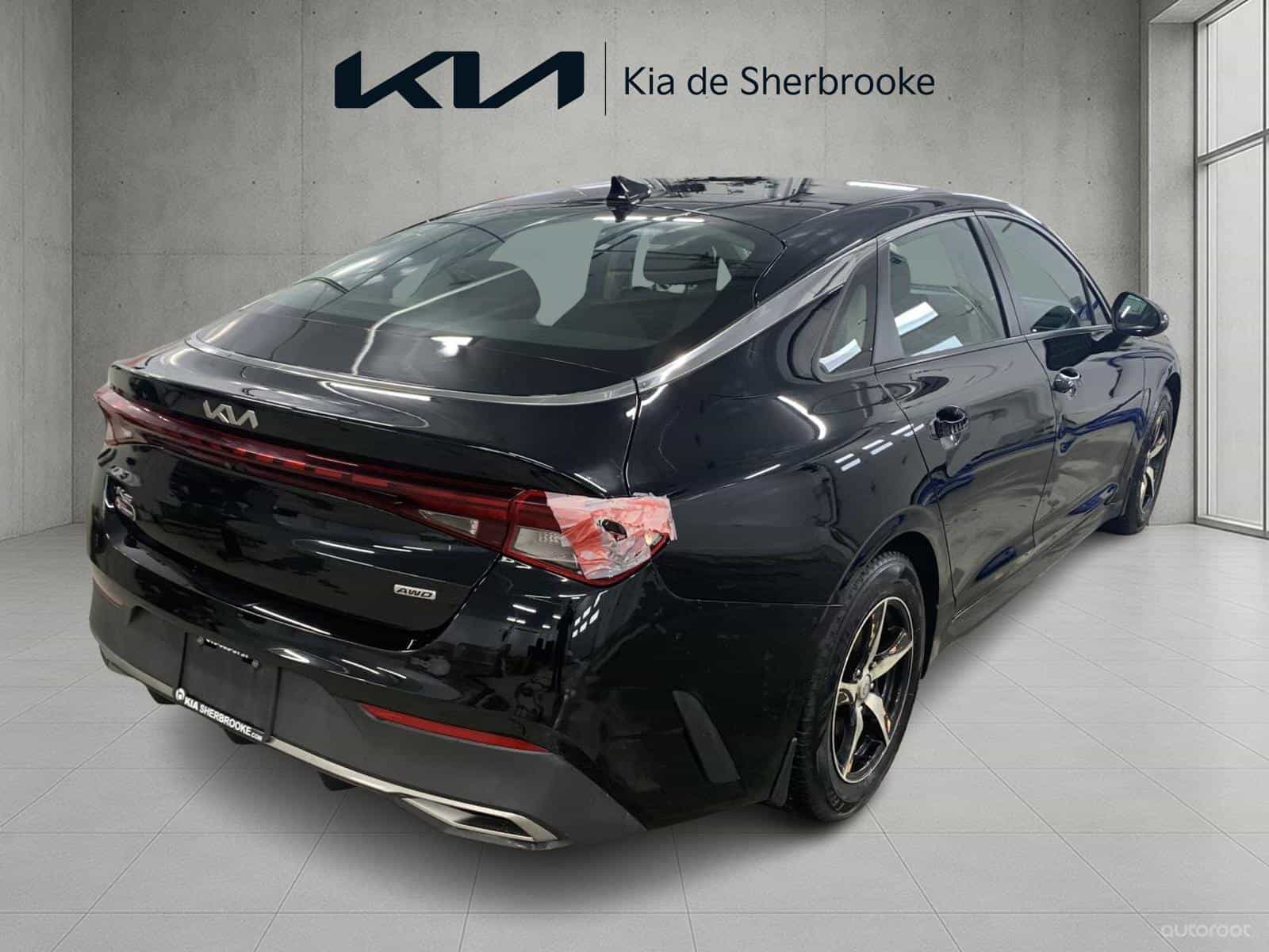 2022 Kia K5 LX - Image 4
