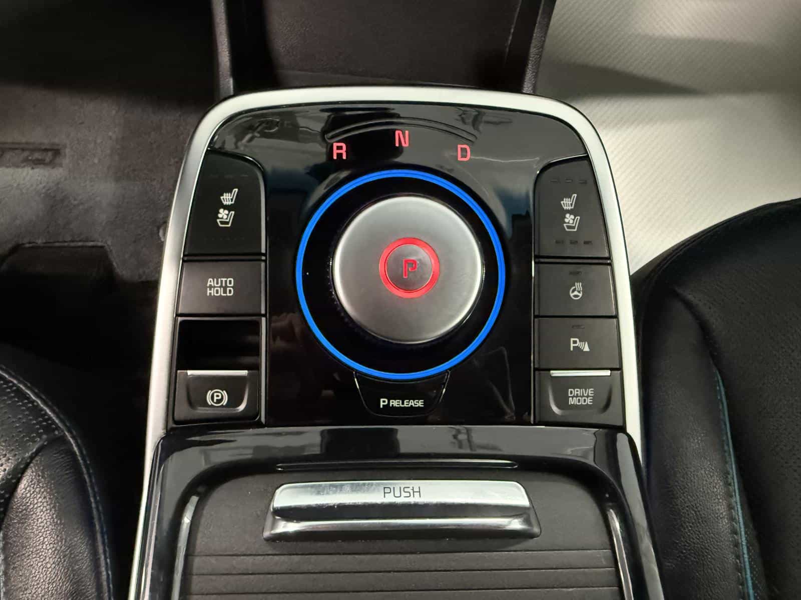 2020 Kia Niro EV SX Touring - Image 19
