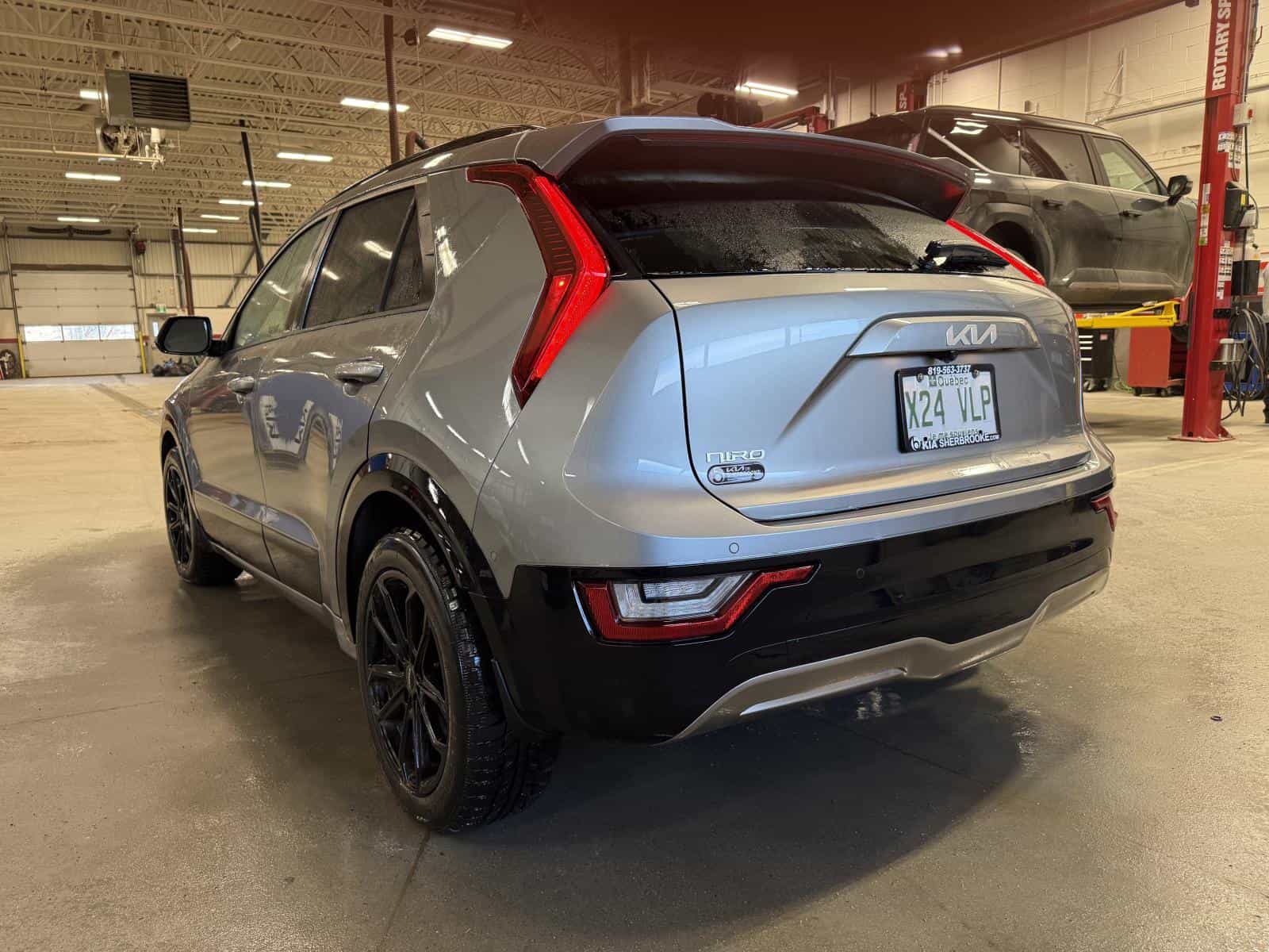 2024 Kia Niro Wave EV - Image 6