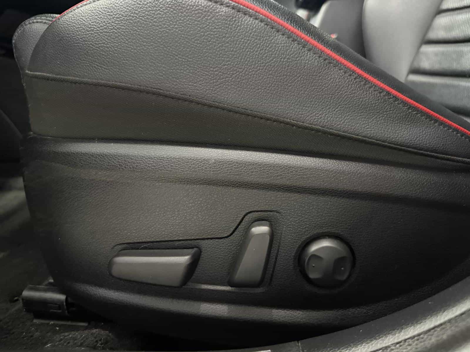 2023 Kia Forte GT Limited - Image 10