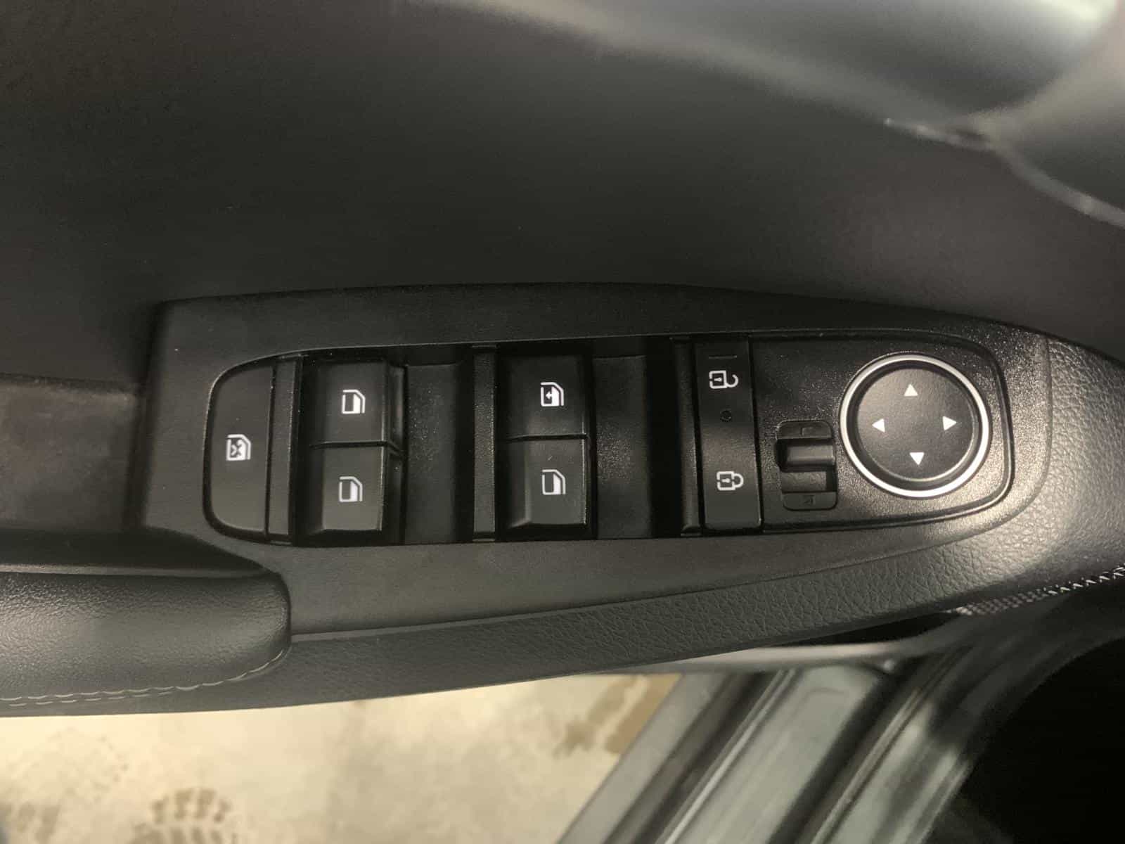 2024 Kia Seltos EX - Image 11