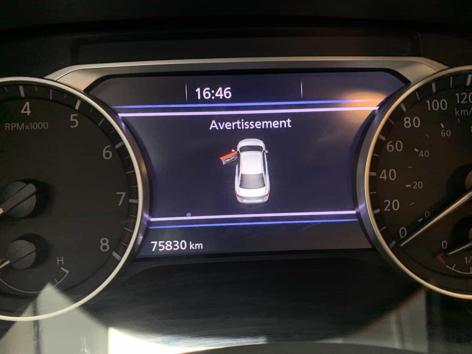 2020 Nissan Sentra SV - Image 8