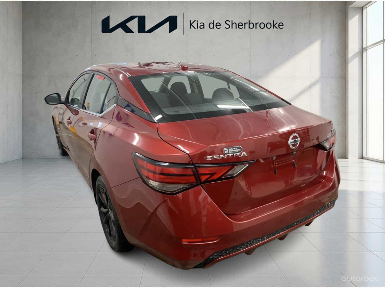 2020 Nissan Sentra SV - Image 5